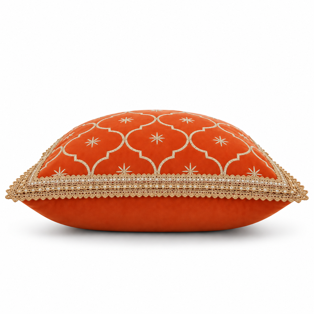 Side view showing the cushion shape and gold border